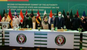 ECOWAS od pretnje ratom do ukidanja sankcija