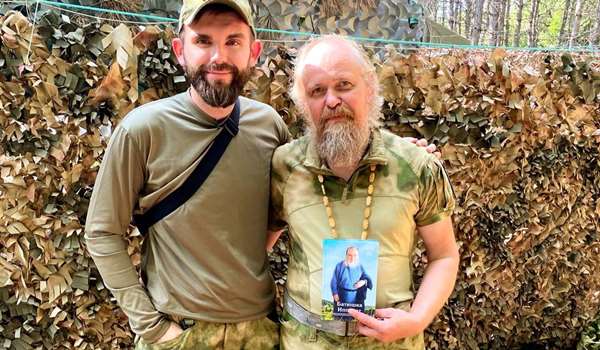 Ruski novinar Golovin u Avdejevki Rat i vera